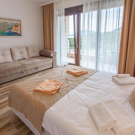 Rosmarino Apartment Sveti Stefan Exterior photo