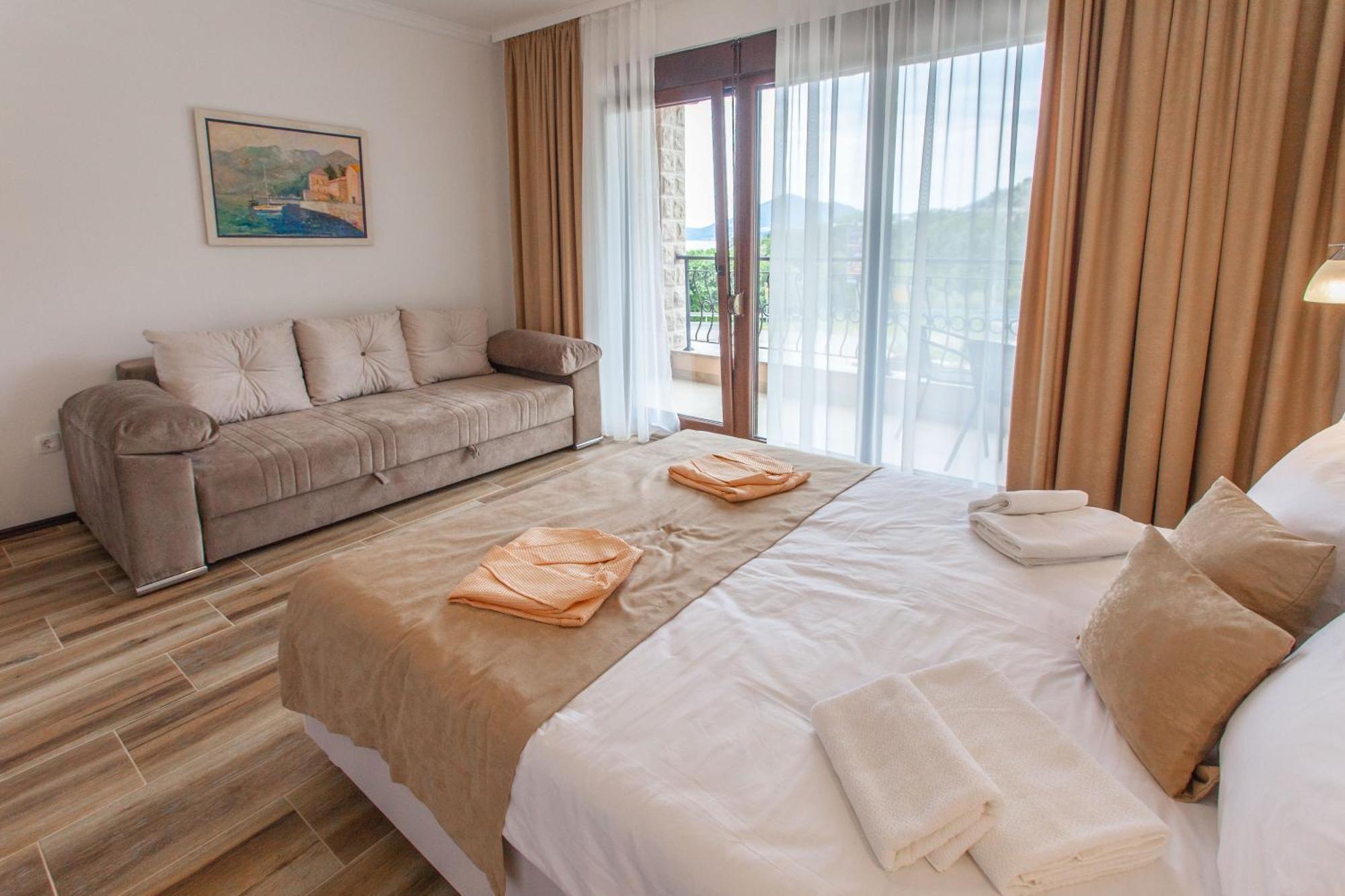 Rosmarino Apartment Sveti Stefan Exterior photo