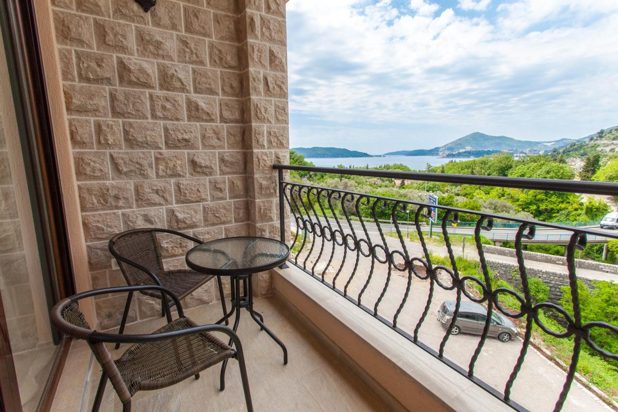 Rosmarino Apartment Sveti Stefan Exterior photo