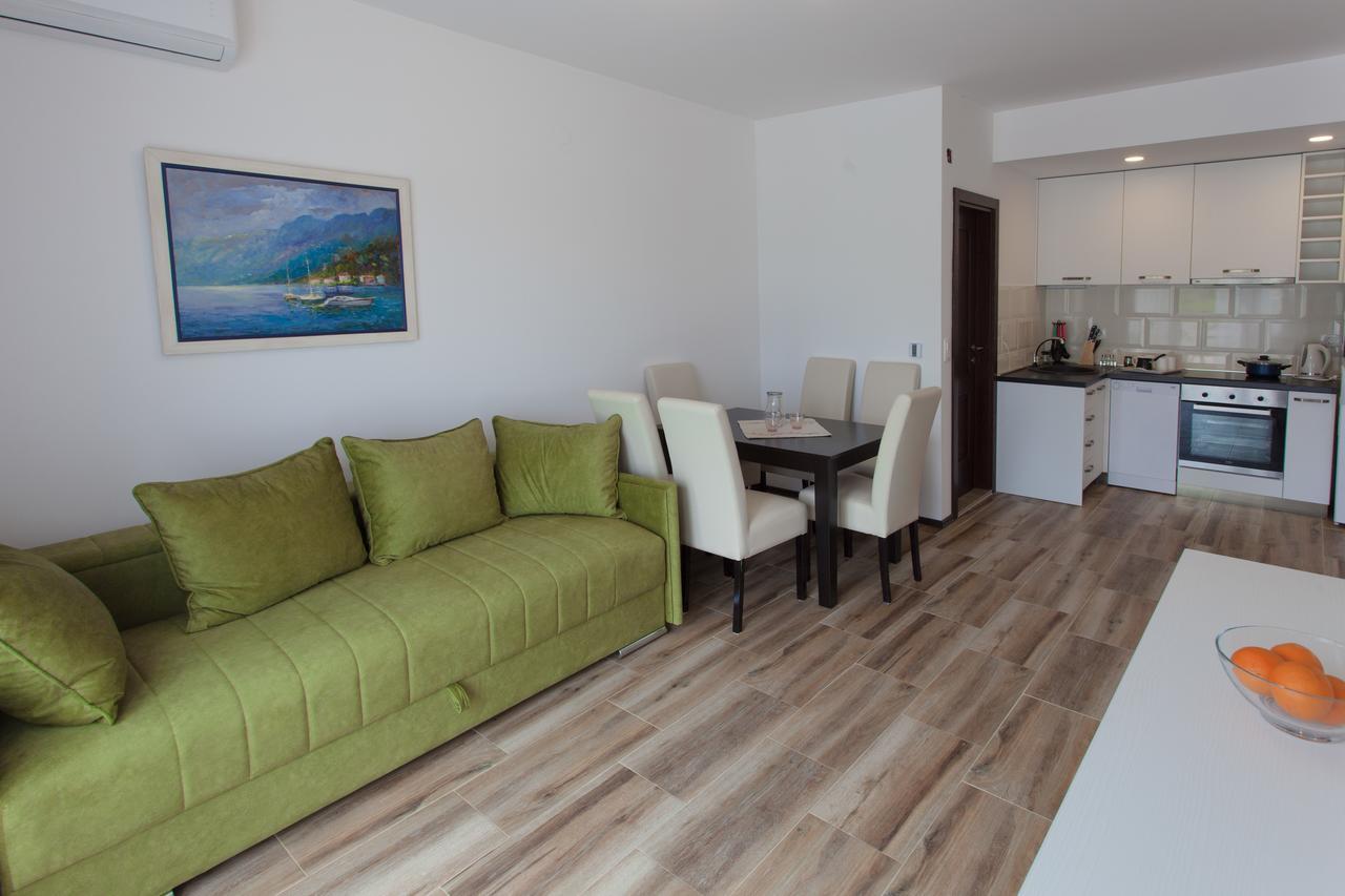 Rosmarino Apartment Sveti Stefan Exterior photo