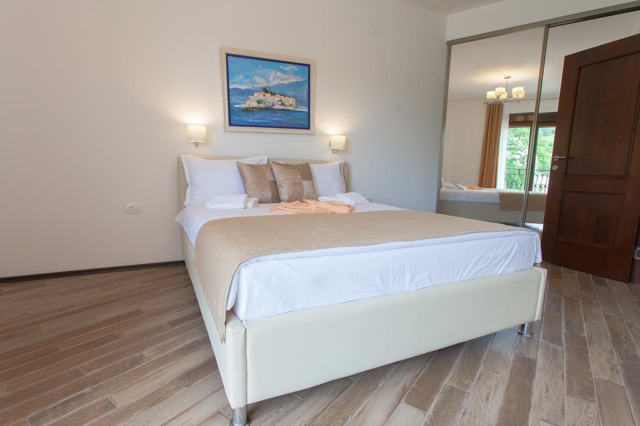 Rosmarino Apartment Sveti Stefan Exterior photo