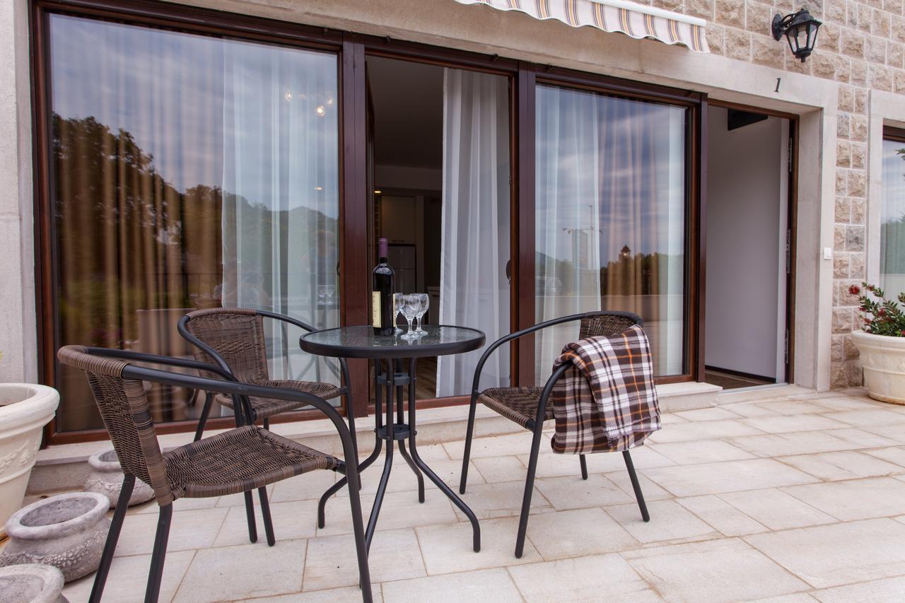 Rosmarino Apartment Sveti Stefan Exterior photo