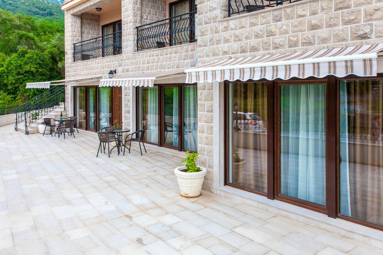Rosmarino Apartment Sveti Stefan Exterior photo